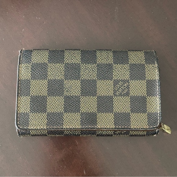 Authentic Louis Vuitton Damier Ebene Porte-Monnaie Tresor Wallet CA0055